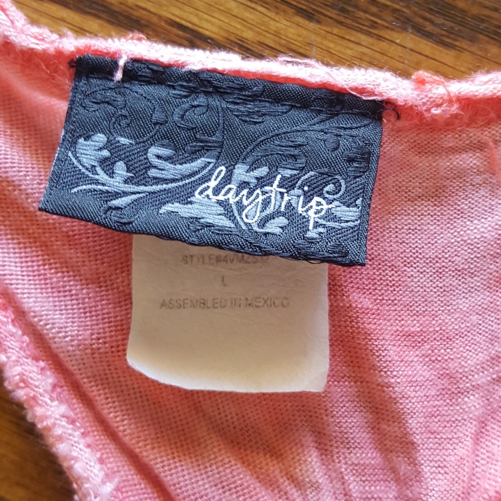 Daytrip Razor Back Tank Top - Picture 3 of 3